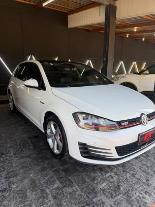 VOLKSWAGEN GOLF 2.0 TSI GTI 16V TURBO GASOLINA 4P AUTOMÁTICO